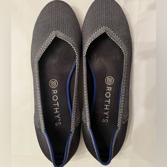 Rothy’s “The Flat” in Navy - Picture 1 of 5